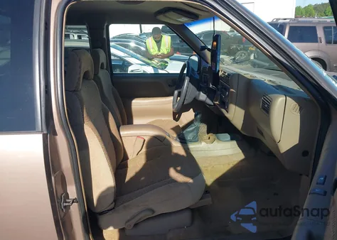 1997 Chevrolet S-10 Ls Fleetside from USA, damaged, VIN 1GCCS19WXV8175563